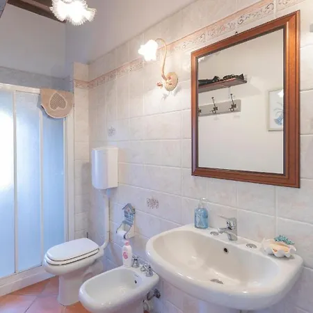 Helloelba Loretta Holiday home